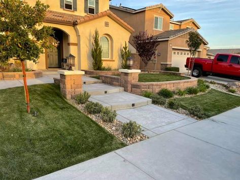 Front Yard Walkway Ideas, Yard Walkway Ideas, Front Yard Walkway, Yard Walkway, Concrete Work, Front Yard Landscape, Front Yard Patio, House Front Porch, Walkway Ideas