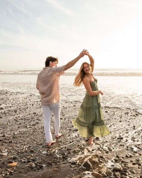 Ready for an adventure this summer with your lover? ☀️ SIGN ME UP! Let's capture all your sweet memories together. I don't do beach shoots often but I love getting to take in the scenery so close to home! What about you guys? Are you more mountains or beach? Couple Beach Pictures, Family Beach Pictures, Beach Shoot, Family Beach, Beach Photoshoot, Close To Home, Sweet Memories, Family Pictures, Picture Ideas