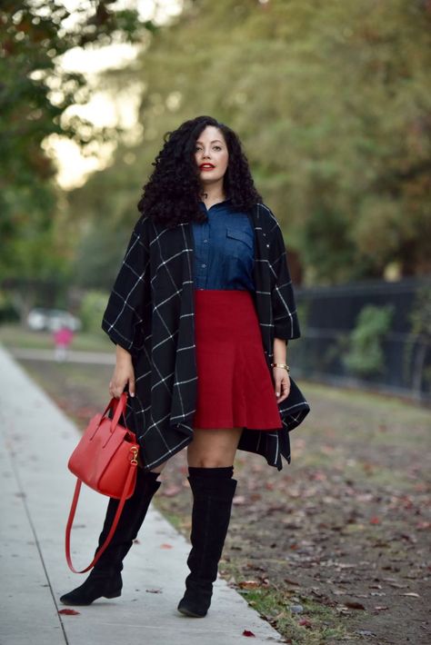 Have you started repeating the same jacket and scarf ensemble already? We thought so. Instead of getting in a winter fashi... Plus Size Winter Outfits, Style Feminine, Look Plus Size, Plus Size Winter, Easy Winter Outfit, Moda Plus, Curvy Girl Fashion, Curvy Girl Outfits, Outfit Combinations