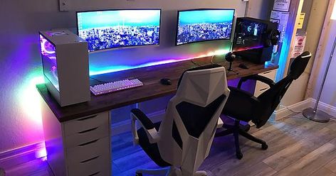 Gaming Computer Room, Gaming Desk Setup, Gamer Setup, Gamer Room Decor, Behind The Screen, Pc Gaming Setup, Computer Room, Relaxation Room, Gaming Room Setup