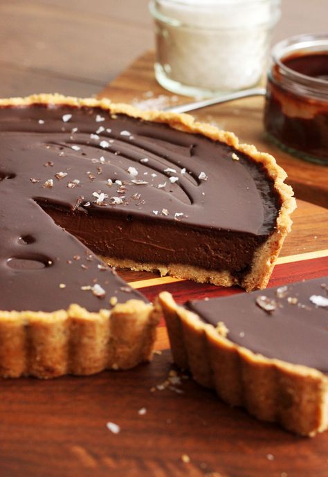 Silky Salted Dark Chocolate Tart - Scientifically Sweet Easy Chocolate Tart, Dark Chocolate Tart, French Pastries Shop, Easy Tart Recipes, Easy Custard, Chocolate Tarts Recipe, Best Chocolate Desserts, Chocolate Custard, Tart Filling