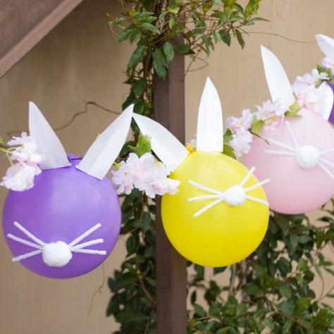 Bunny Birthday Balloons, Easter Bunny Birthday Party, Easter School Decorations, Easter Bunny Balloons, Easter Balloons Ideas, Easter Party Decorations Outdoor, Easter Balloon Ideas, Easter Balloon Arch, Easter Balloon Decor