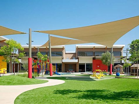 Daycare Layout, Childcare Facility, Marmol Radziner, Daycare Facility, Kindergarten Interior, Preschool Designs, Glendale California, School Building Design, Rammed Earth Wall