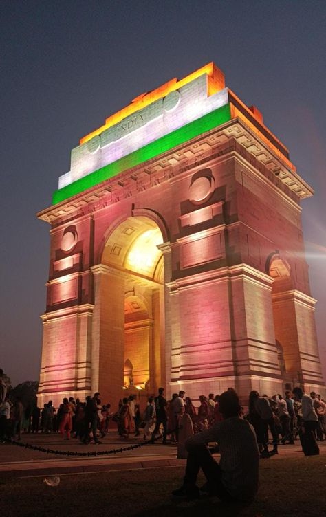 #indiagate #india #national #pictures #vlog #trending Gate Pictures, India Gate, Night View, Bollywood Movie, Dream City, Hindi Movies, New Delhi, Mumbai, Gate