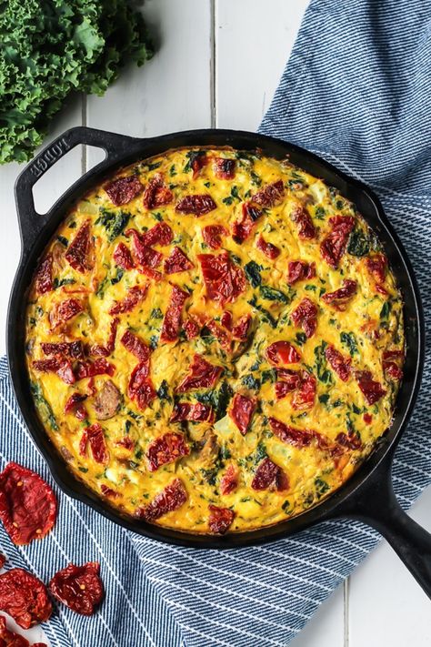 Sausage Kale Spaghetti Squash Frittata with Sun-Dried Tomatoes [ Whole30 ] • Fit Mitten Kitchen Kale Spaghetti, Squash Frittata, Best Spaghetti Squash Recipes, Sausage And Spaghetti Squash, Sausage Frittata, Spaghetti Squash Recipes Healthy, Gooseberry Recipes, Cave Girl, Turkey Breakfast Sausage