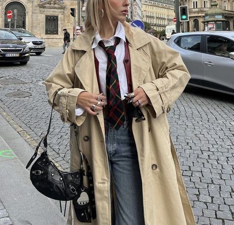 Tie Outfit For Women, Necktie Outfits For Women, Necktie Outfit, Tie Outfit, Winter Fits, Copenhagen Denmark, Swaggy Outfits, Mode Inspo, Fashion Design Clothes