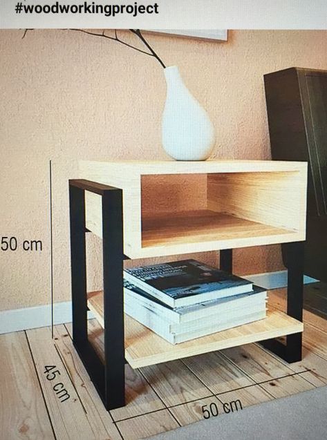 Christmas Crafts Wood, Wood Planks Diy, Outdoor Halloween Crafts, Diy Interior Furniture, End Table Diy, Unusual Bedside Tables, Diy Bedside Table, Meja Industrial, Halloween Decorations Diy