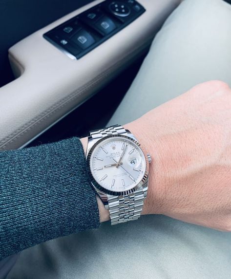 Rolex DateJust 36mm Silver dial Billionaire Aesthetic, Watch Aesthetic, Rolex Datejust 36mm, Guitar Obsession, Trendy Watches, Rolex Date, Rap Wallpaper, Accesories Jewelry, Dream Watches