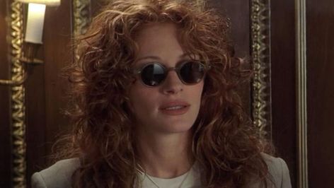 Julia Roberts Hair, Movie Core, Julia Roberts Style, My Best Friend’s Wedding, Sunglasses Ideas, 90s Fashion Icons, Fashion Guys, Stephanie Seymour, Wedding Movies