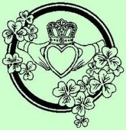 The Ring Of Claddagh, what does it mean? Celtic Love Symbols, Irish Claddagh Tattoo, Claddagh Tattoo, Claddagh Symbol, Images Noêl Vintages, Family Symbol, Irish Symbols, Irish Tattoos, Celtic Tattoo