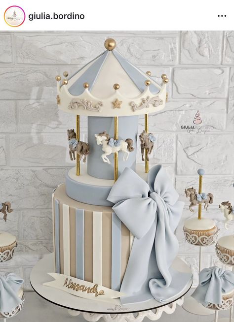 Parisian Baby Showers, Carousel Birthday Parties, Unique Diaper Cakes, 2nd Birthday Party For Boys, Carousel Cake, Carousel Birthday, Idee Babyshower, Baby Shower Cakes For Boys, Boy Birthday Party Themes