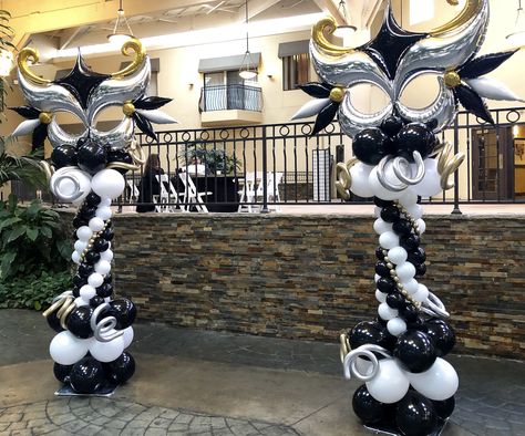 Mascarade Party Decorations, Masquerade Holiday Party, Masquerade Party Centerpieces, Not Here, Masquerade Ball Decorations, Christmas Masquerade Party, Masquerade Party Themes, Sweet 16 Masquerade Party, Masquerade Centerpieces