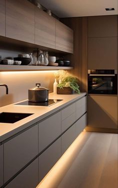 Kitchen Trends 2024, Desain Pantry, Modern Kitchen Cabinet Design, Modern Kitchen Interiors, Kitchen Interior Design Decor, Kitchen Design Plans, 아파트 인테리어, Modern Kitchen Cabinets, House Design Kitchen