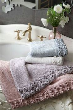 Ahh – the bath – Linda Mahkovec – Author Bed And Breakfast Inn, Blue Cottage, Romantic Homes, Linens And Lace, Vintage Elegant, Beautiful Bathrooms, Bath Decor, Cottage Style, Bath Accessories