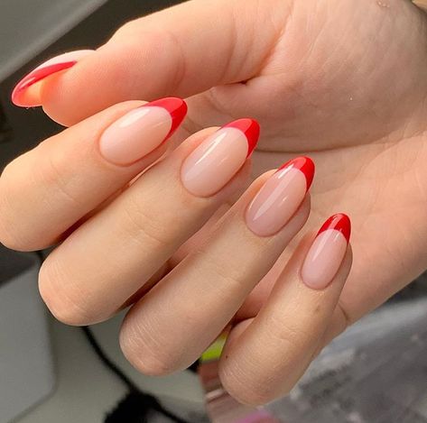 Red Tip Nails, Ongles Gel French, Nails Medium Almond, Les Nails, Medium Almond, Red French, Press On Nails Medium, Winter Nails Acrylic, Christmas Gel Nails