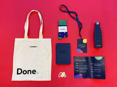 Conference Welcome Kit, Conference Gifts Ideas, Conference Welcome Bags, Conference Swag Bag Ideas, Conference Design Events, Giveaway Ideas Promotional, Conference Gift Bag Ideas, Pr Kit Ideas, Conference Merch