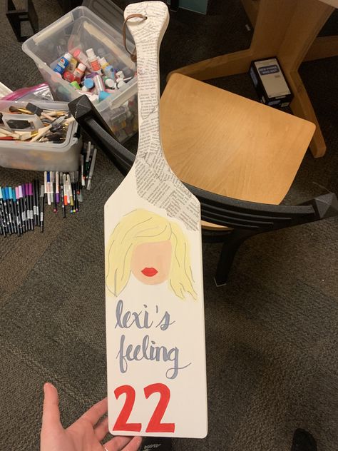 Taylor Swift Sorority Paddle, Taylor Swift Sorority, Sorority Graphics, Paddle Ideas, Feeling 22, Sorority Paddles, Big Little Gifts, Taylor Swift Red, Sorority Life