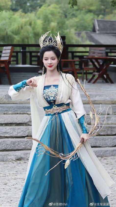 White Kimono Wedding Dress, Kimono Wedding Dress, Orientation Outfit, Chinese Gown, Chinese Princess Dress, Traditional Chinese Dress, Old Fashion Dresses, Fashion Top Outfits, Fashion Design Drawings