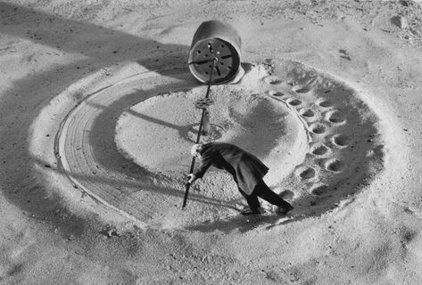 Gilbert Garcin, Daniel Richter, Cindy Sherman, Marc Chagall, Powerful Images, Paris Photo, Art Happy, Oblivion, Human Condition