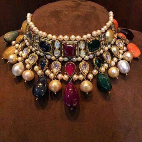 Navratan Jewellery, Saree Bollywood, Bridal Fashion Jewelry, Wedding Jewellery Collection, Polki Jewellery, Colored Stones, India Jewelry, Bridal Jewellery Indian, Jewelry Design Necklace