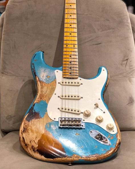 Blue Stratocaster, Red Stratocaster, Fender Squier Stratocaster, White Stratocaster, Fender Relic, Relic Stratocaster, Relic Guitar, Squier Stratocaster, Learn Guitar Chords