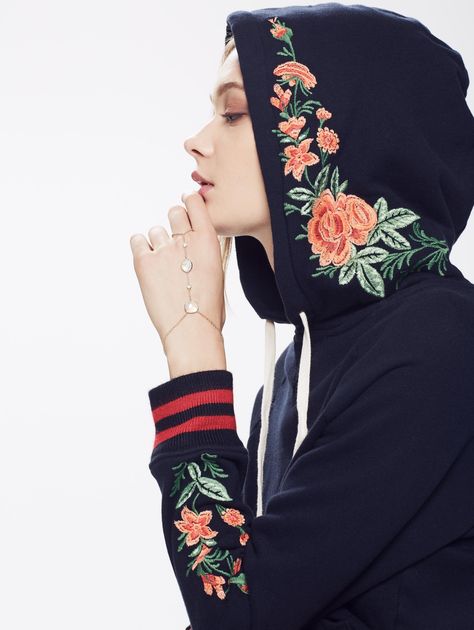 Red Sweatshirt, Fall Floral Embroidery Cotton Hoodie, Casual Sweatshirt With Floral Embroidery, Hoodies With Flowers, Hoodie Embroidery, Hooded Hoodie With Floral Embroidery For Spring, Cotton Hoodie With Floral Embroidery, Rose Clothing, Embroidery Hoodie