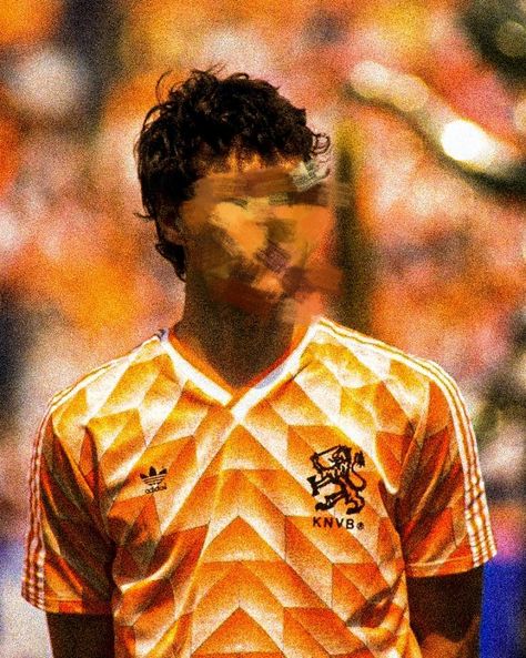 Van Basten, Marco Van Basten, Aesthetic Football, Soccer Players, Ronaldo, Netherlands, My Pictures, Soccer, Football