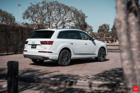 Audi Q7 White, White Audi, Audi Q, Cars Tattoo, Fastest Car, Car Aesthetics, Tattoo Car, Car White, Life Goals Future