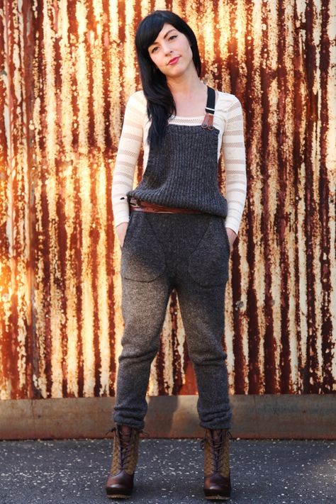 Free People Fashion, Sweater Jumpsuit, Free People Clothing, Knitted Romper, Overalls Women, Blog Page, Knit Pants, Knit Outfit, Pants Pattern