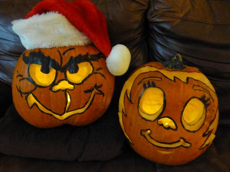 Our family's "Grinch" and "Cindy Lou Who" pumpkins Grinch Pumpkin Carving, Grinch Pumpkin, Grinch And Cindy Lou, Pumpkin Carving Stencils, Carving Stencils, 90s Fashion Outfits Hip Hop Party, Pumpkin Carving Ideas, Pumpkin Carvings, Cindy Lou Who