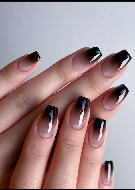 Red Nails Design, Ombre Chrome Nails, Black Ombre Nails, Summer Nail Ideas, Gothic Nails, Goth Nails, Simple Gel Nails, Casual Nails, Summer Glow