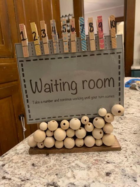 This idea found from a teaching group on Facebook is a wonderful way to teach patience and waiting turns while also keeping the children from shouting out or hovering arounf the teacher. Pin created by Natalie. Teacher Waiting Room, Picket Signs Strike Teachers, Teacher Waiting Room Clothes Pins, Washroom Sign Out Classroom, Diy Bathroom Passes Classroom, Waiting Rooms, Waiting In Line, Room Signs, Future Classroom