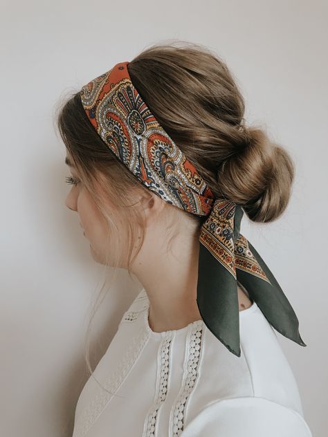 Artsy Hair, Double Buns, Christian Head Covering, Neck Scarf Tying, Braided Scarf, Easy Hair Updos, Scarf Headband, Scarf Tying, Neck Scarves