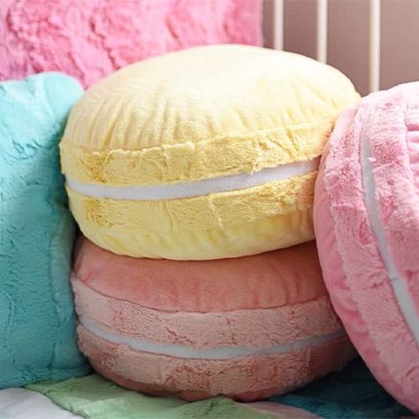 Shannon Fabrics - Free Project: Macaron Pillow Macaroon Pillow, Macaron Pillow, Aesthetic Pillows, Pastel Pillow, Minky Pillow, Candy Pillows, Pastel Pillows, Sewing To Sell, Fun Furniture