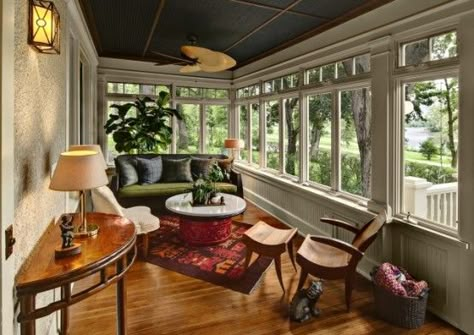 Enclosed Front Porches, Sunroom Windows, Cozy Sunroom, Small Sunroom, Awning Windows, Balkon Decor, Sunroom Addition, Enclosed Porch, Three Season Room