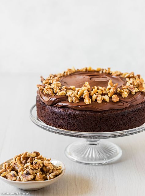 Chocolate Walnut Cake Recipe, Chocolate Walnut Cake, Chocolate Ganache Frosting, Ganache Frosting, Homemade Chocolate Cake, Walnut Recipes, Breakfast Sweets, Walnut Cake, Best Cake Recipes