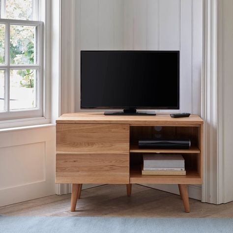 Ikea Hack Corner Tv Unit, Corner Tv Ideas, Corner Media Cabinet, Oak Tv Cabinet, Tv Nook, Large Tv Unit, Corner Tv Cabinets, Corner Tv Unit, Living Room Tv Cabinet