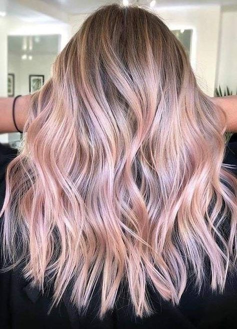 Pink Balayage Hair, Pink Hair Highlights, Blond Rose, Pink Balayage, Light Pink Hair, Pink Blonde Hair, Kadeřnické Trendy, Latest Hair Color, Balayage Hair Color