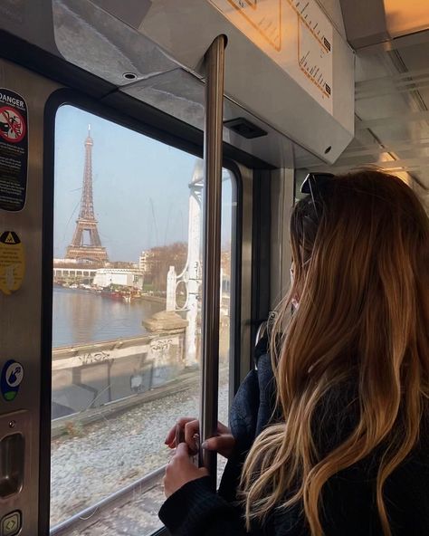 Paris Train Aesthetic, European Train Aesthetic, Europe Train Aesthetic, Paris Metro Aesthetic, Subway Pics, Metro Aesthetics, Paris Core, Paris Train, Paris Pics