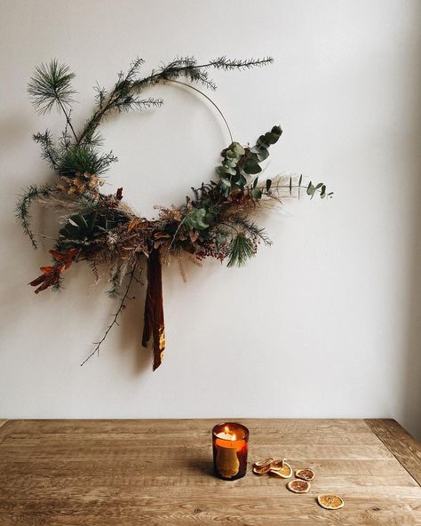 Thanksgiving Aesthetic, Web Design Websites, Crafty Christmas, Design Websites, Wreath Making, Autumn Decor, Wreath Ideas, Winter Solstice, Holiday Inspiration