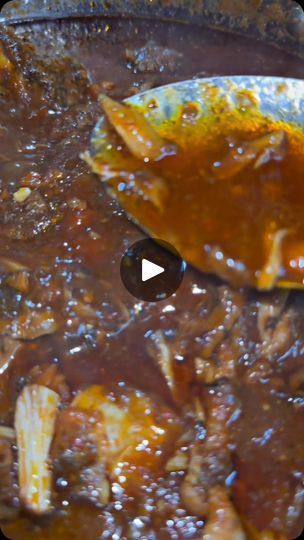 Brown Stew Chicken Jamaican, Chicken Marinates, Stewed Chicken Jamaican, Brown Stew Chicken Recipe, Jamaican Brown Stew, Jamaican Brown Stew Chicken, Whole Chickens, Chicken Drums, Lemon Juice Water