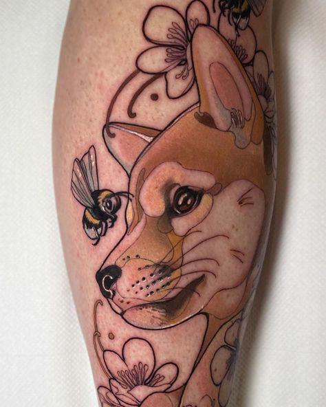 Neo Traditional Dog Tattoo, Shiba Inu Tattoo Ideas, Shiba Inu Tattoo, Traditional Japanese Dog Tattoo, Japanese Akita Tattoo, Neotraditional Dog Tattoo, Neotraditional Pet Tattoo, Traditional Tattoo Reference, Dog Stencil