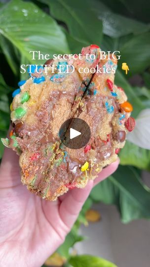 380 reactions · 35 shares | Shhh!! It’s down here! 👇

If you want the secret to STUFFED, BIG cookies i’m about to share all the top secrets!!! 🤩

((okay, maybe not that top secret))...😜

Ready?!

Stuff a cookie INSIDE OF A COOKIE! 😍😍😍

YESSS! Just fill up that middle with your favorite small cookies - homemade or bought from the store! 

a Reese’s or marshmallow works great too!

If you aren’t ready to make your own filling to stuff in there, just use what you have - then we can get to the filling later. 

The only thing about this is the base of the cookie has to hold well enough to be stuffed - but I have that figured out for you so you can just grab my recipe from my shop! 😍

✨Comment “STUFFED” and i’ll send you my stuffed cookie recipe bundle (5 of my BEST stuffed cookies)!

✨ F Delicious Easy Desserts, Reeses Recipes, Cookies Reeses, Big Cookies, Small Cookies, Cookies Homemade, Stuffed Cookies, Big Cookie, Cookie Brownie Bars