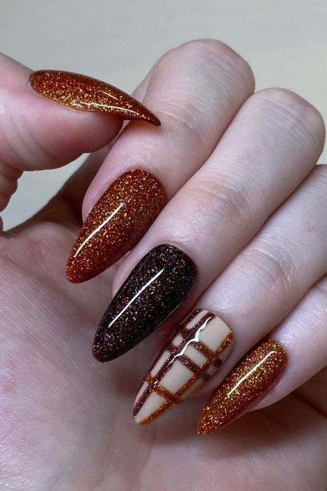 Thanksgiving Nail Designs, Thanksgiving Nail Art, Plaid Nails, Thanksgiving Nails, Fall Nail Art, Autumn Nails, Fall Nail, Fall Nail Designs, Fall Nails