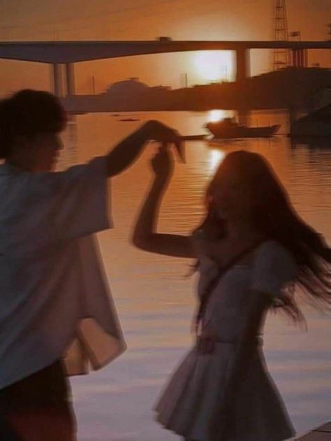 Korean Cute Couple Aesthetic, Korean Couple Aesthetic, Couples Korean, Fotografi Fesyen, Couple Korean, Kpop Group, Ulzzang Couple, Love Couple Photo, Aesthetic Videos For Edits Love