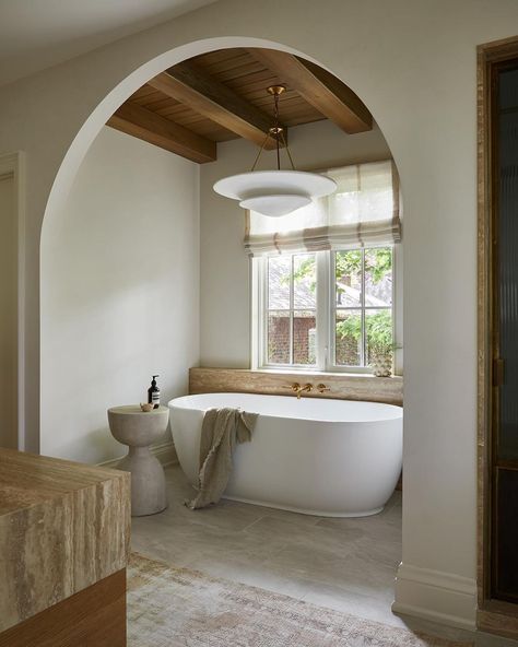 Cedar and Oak Homes (@cedarandoakhomes) • Instagram photos and videos Luxury Bathroom Inspiration, Rustic Bathroom, Dream House Interior, House Inspo, Dream Home Design, Luxury Bathroom, Bathroom Inspiration, Bathroom Interior Design, Bathroom Interior