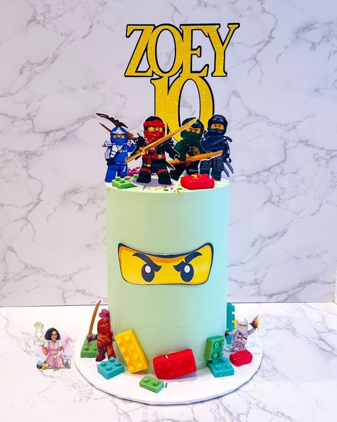 🥷🗡️⚔️ Ninjago cake for Zoey 🥷🗡️⚔️ The Lego were made from real chocolate 🍫 How pretty is this cake 😋 #ninjago #lego #legofan #legominifigures #ninjagofanart #ninjagocake #ninjagolego #cakesbydammie #kiddiescake #kidsbirthday Ninjago Cake, Ninjago Cakes, Ninjago Lego, July 3, Lego Minifigures, Lego Ninjago, Kids Birthday, Lego, Cake