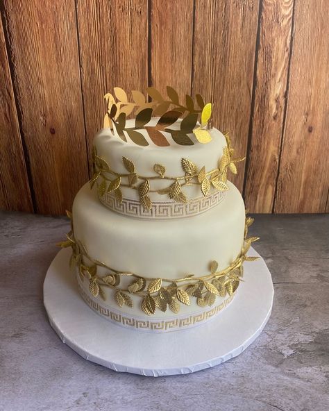 ⚜️#goddessparty #goddesstheme #goddessbirthday #goddesscake #goddessthemecake #goddessbirthdayparty Goddess Party Theme, Greek Party Decorations, Greek Party Theme, Percy Jackson Birthday, Greece Party, Greek Cake, Goddess Party, Toga Party, Cupcake Designs