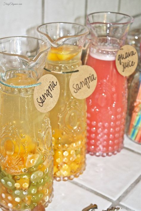 Country Chic Bridal Shower, Bridal Shower Food Table, Bridal Shower Decor Ideas, Bridal Shower Boho, Shower Vibes, Shower Decor Ideas, Bohemian Bridal Shower, Country Bridal Shower, Chic Bridal Showers