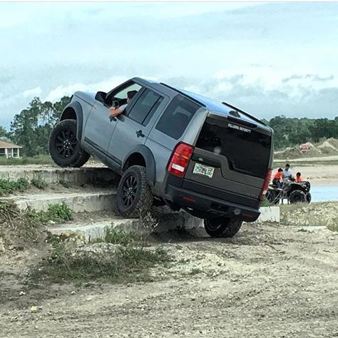 One step at a time. @soflorovers #landrover #lr3 Land Rover Overland, Range Rover Off Road, Land Rover Off Road, Adventure Car, Discovery 3, Land Rover Models, Overland Vehicles, 4x4 Off Road, One Step At A Time